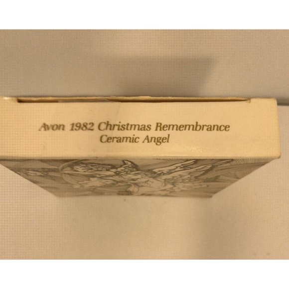 Avon 1982 Christmas Remembrance Angel Cherub Ornament 14K White Ceramic Box - Picture 5 of 6